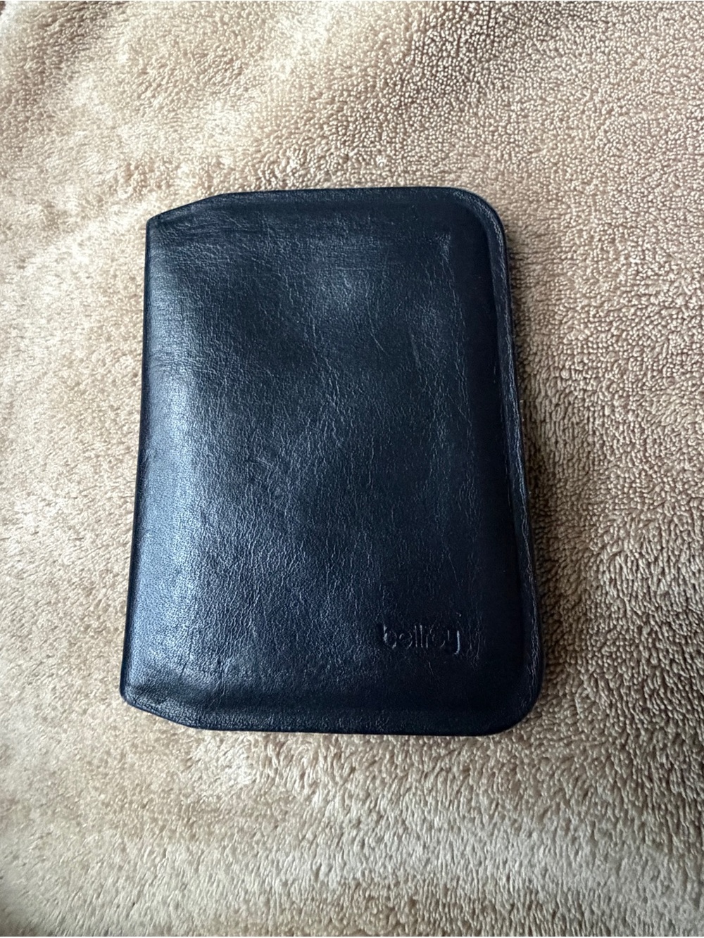 Bellroy Black Leather Apex Slim Sleeve Wallet